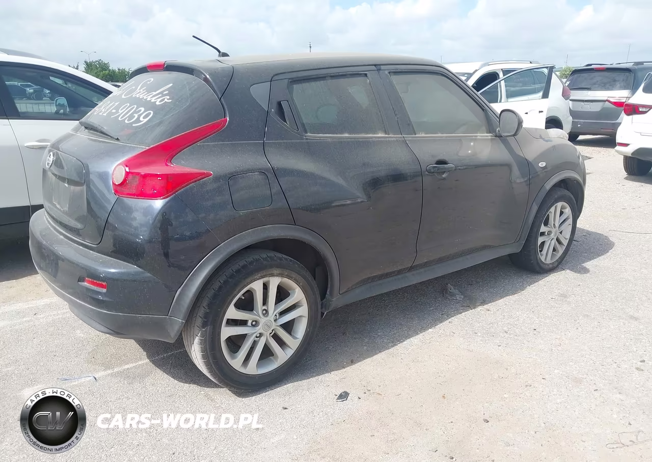 2013 Nissan Juke S VIN:JN8AF5MR0DT222832 - 4