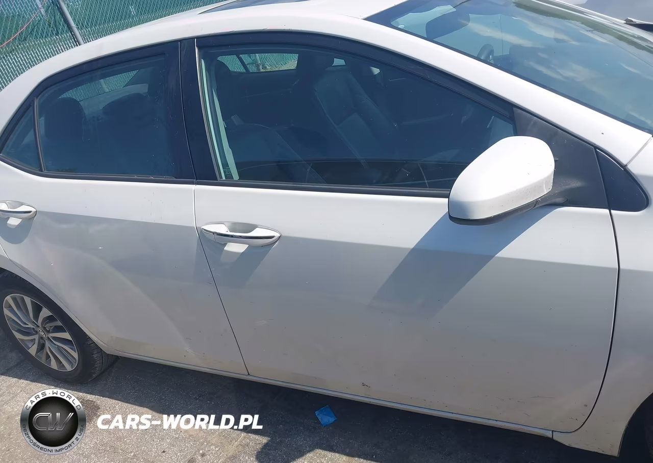 2017 Toyota Corolla Xle VIN:5YFBURHE2HP586509 - 13