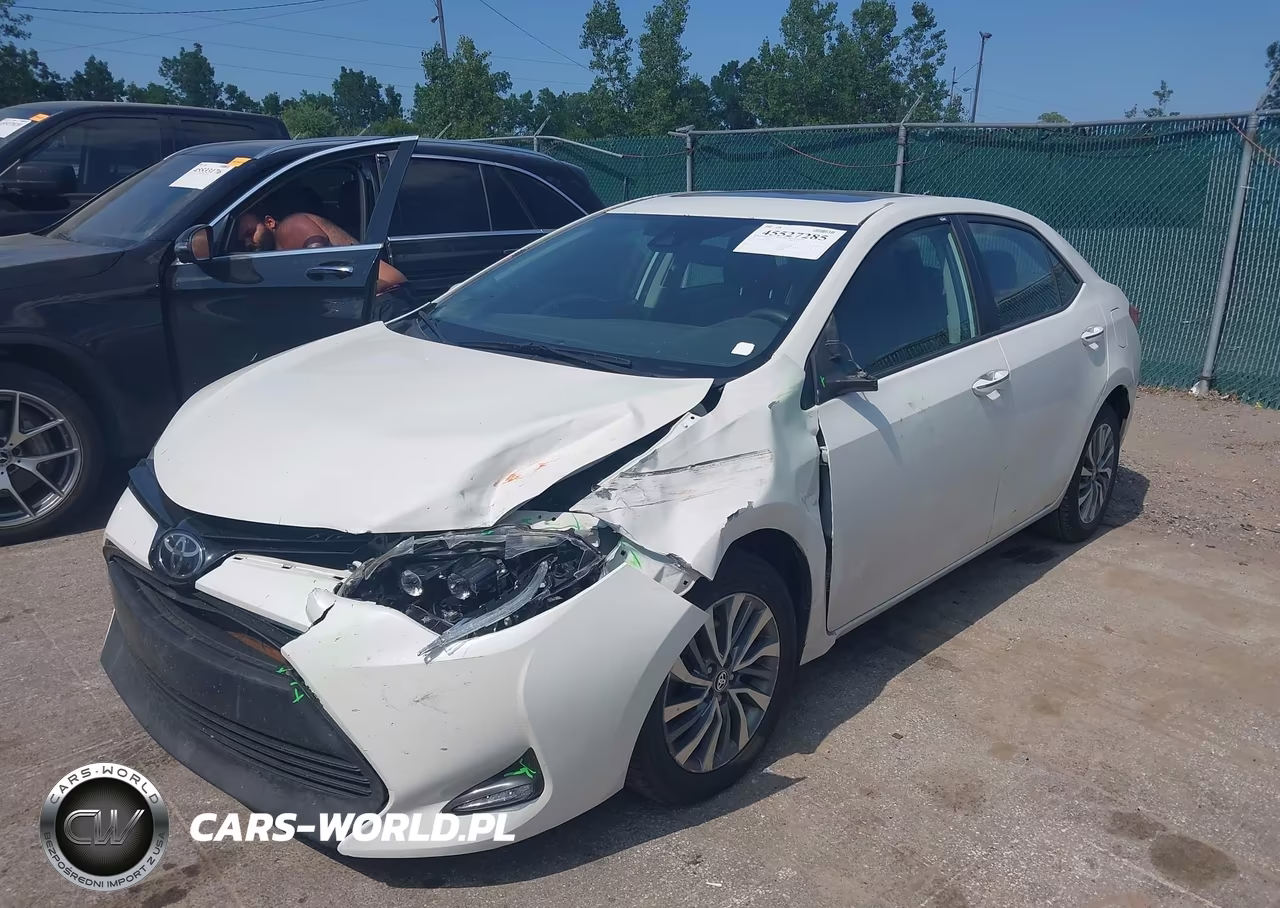 2017 Toyota Corolla Xle VIN:5YFBURHE2HP586509 - 2