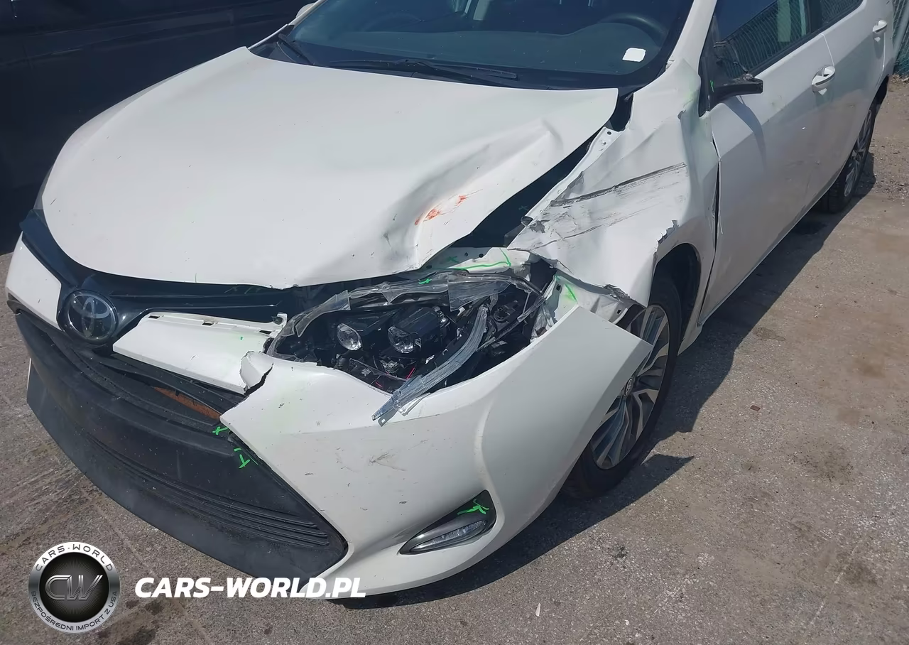 2017 Toyota Corolla Xle VIN:5YFBURHE2HP586509 - 6