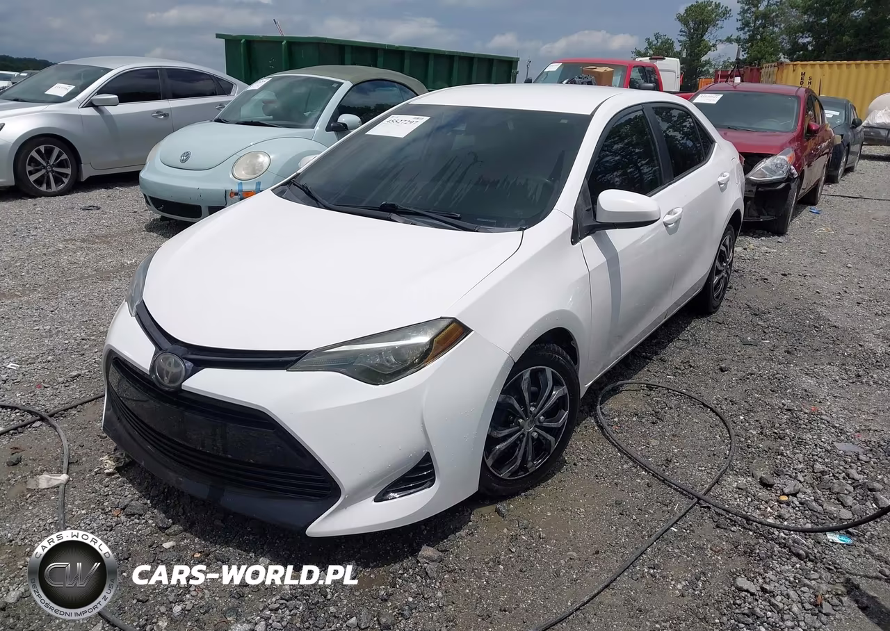 2018 Toyota Corolla Le VIN:2T1BURHE6JC054721 - 2