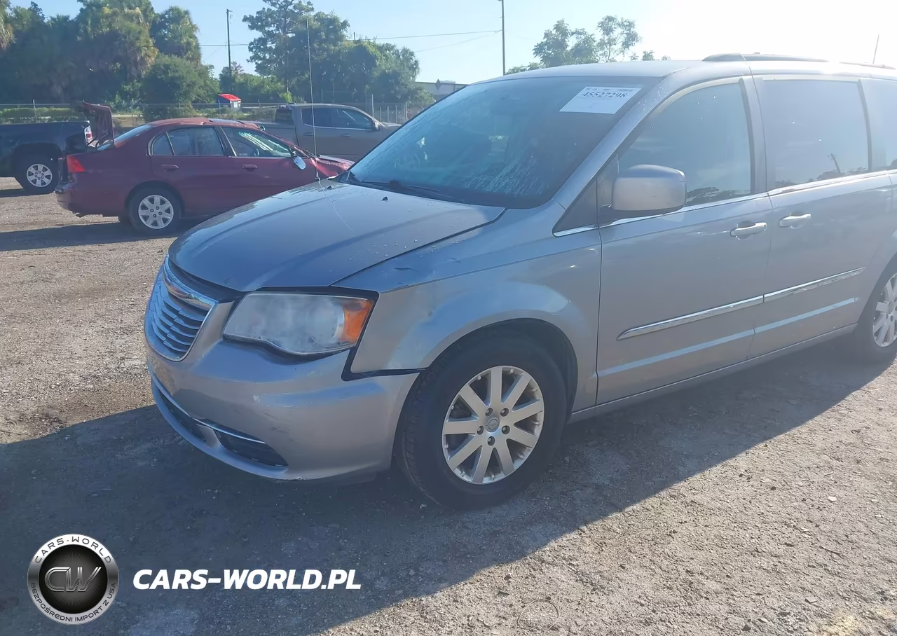 2016 Chrysler Town & Country Touring VIN:2C4RC1BG9GR188936 - 6
