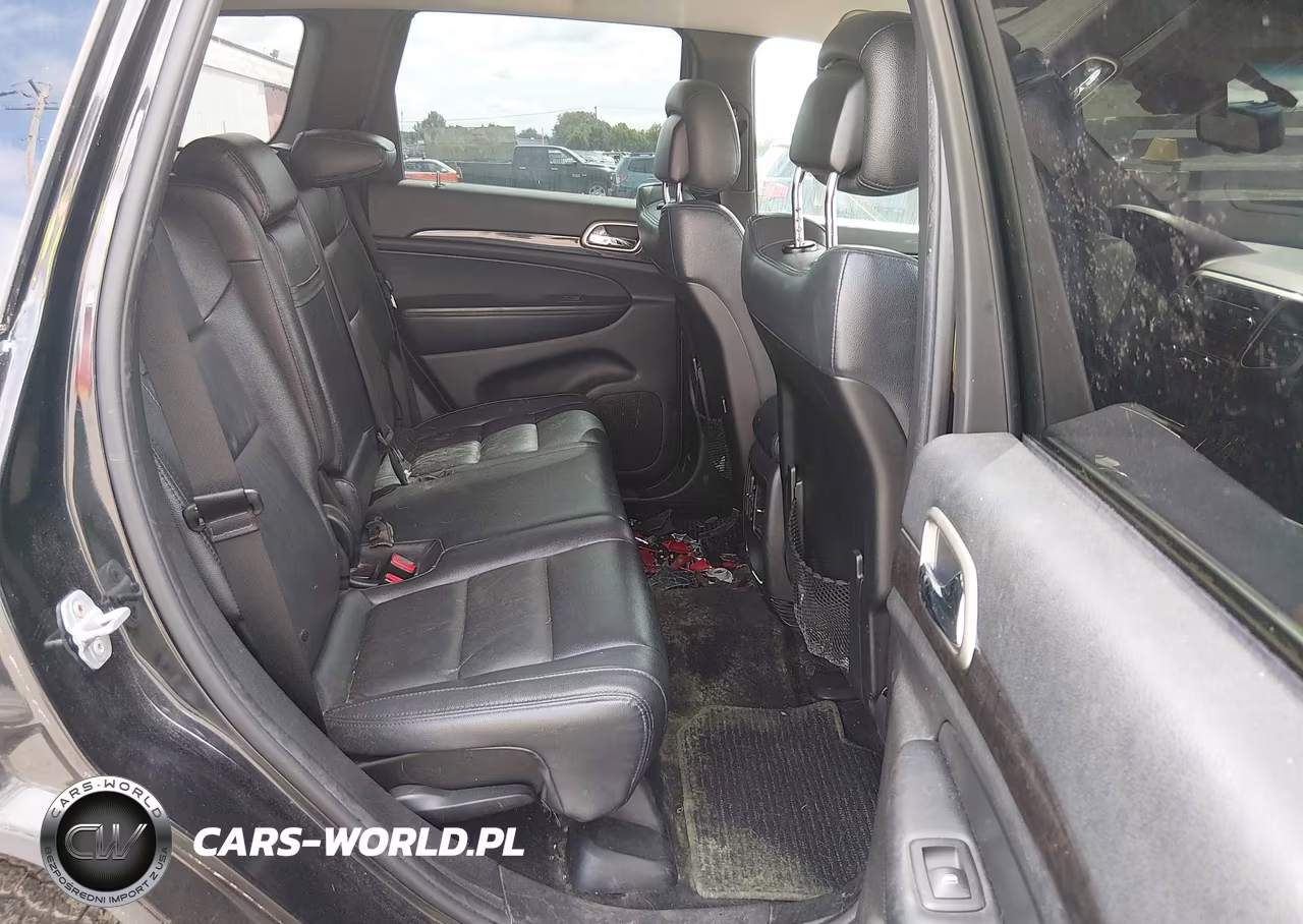 2012 Jeep Grand Cherokee Laredo VIN:1C4RJEAG4CC259557 - 8