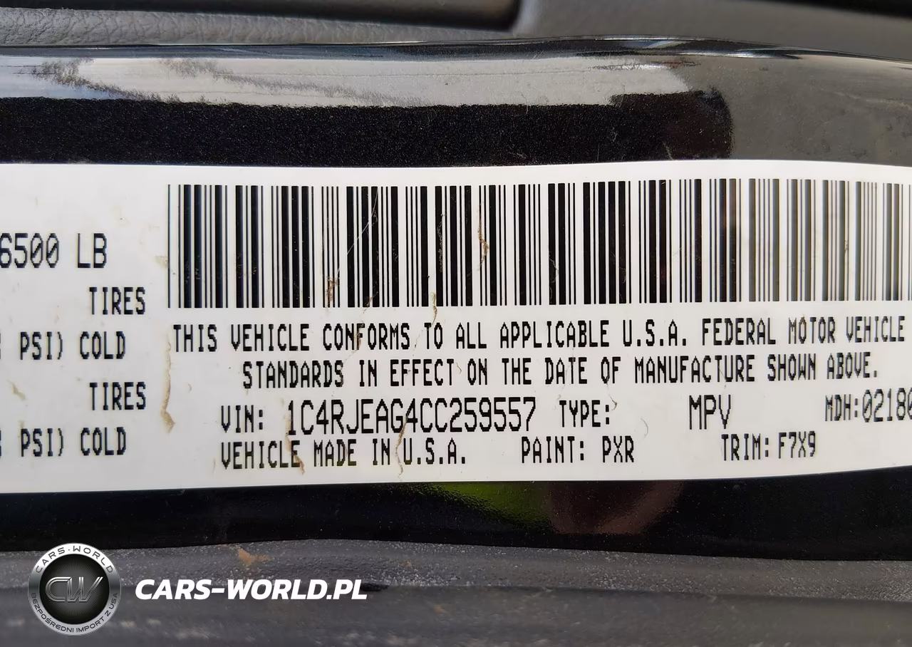 2012 Jeep Grand Cherokee Laredo VIN:1C4RJEAG4CC259557 - 9