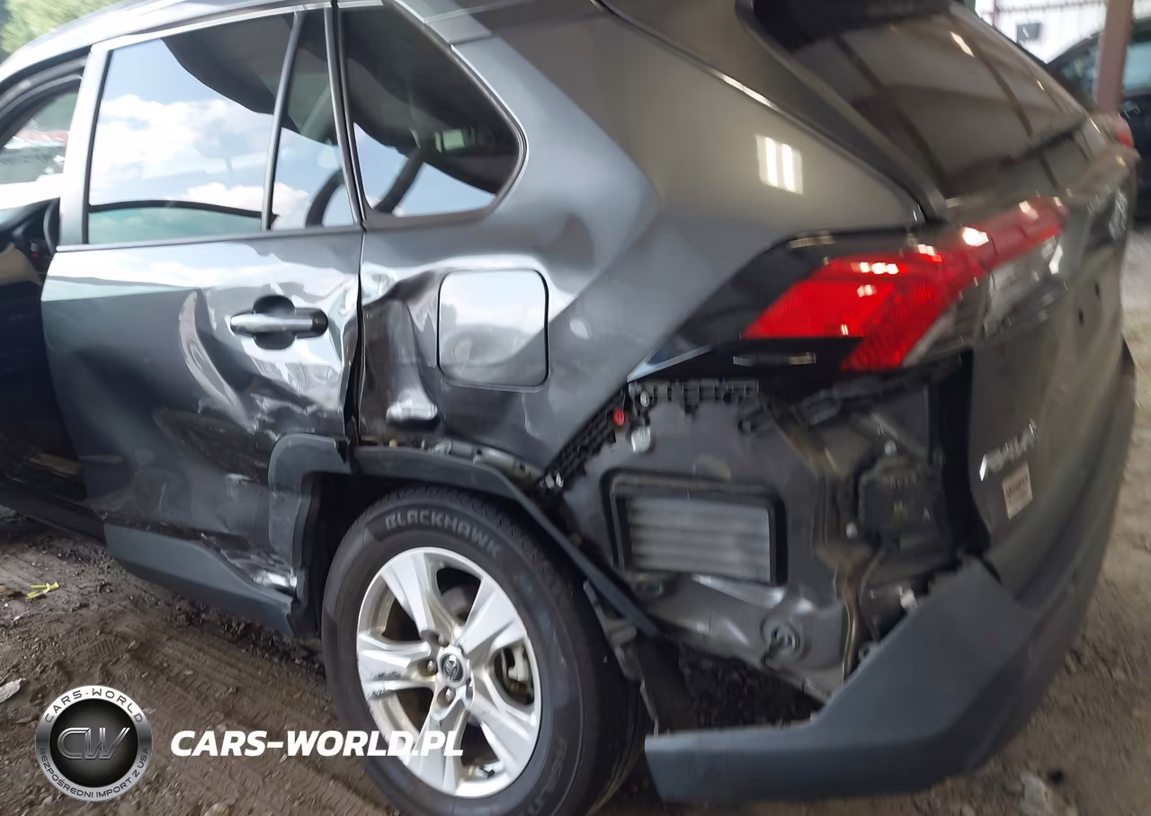 2020 Toyota Rav4 Xle VIN:2T3W1RFV7LC084110 - 6