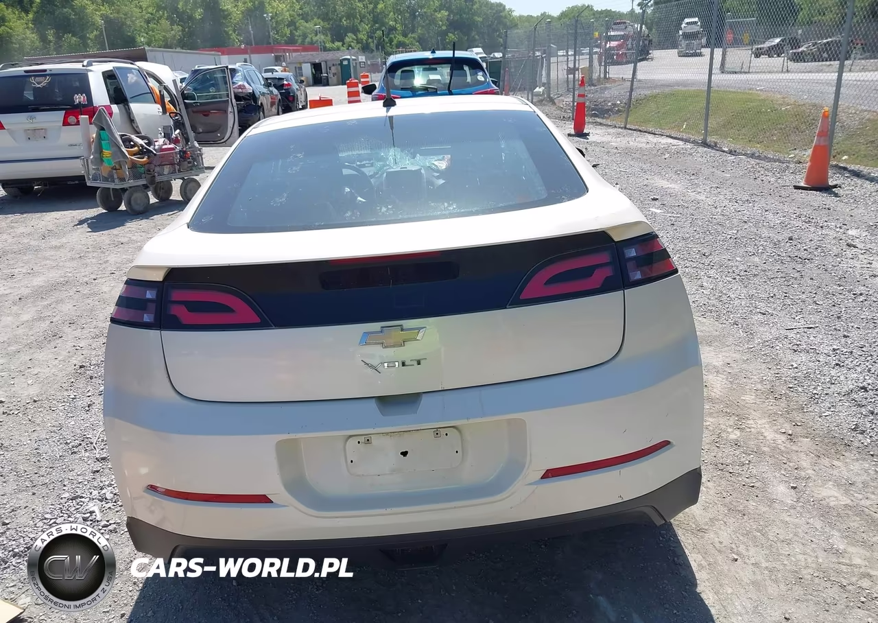 2014 Chevrolet Volt VIN:1G1RC6E49EU123981 - 16