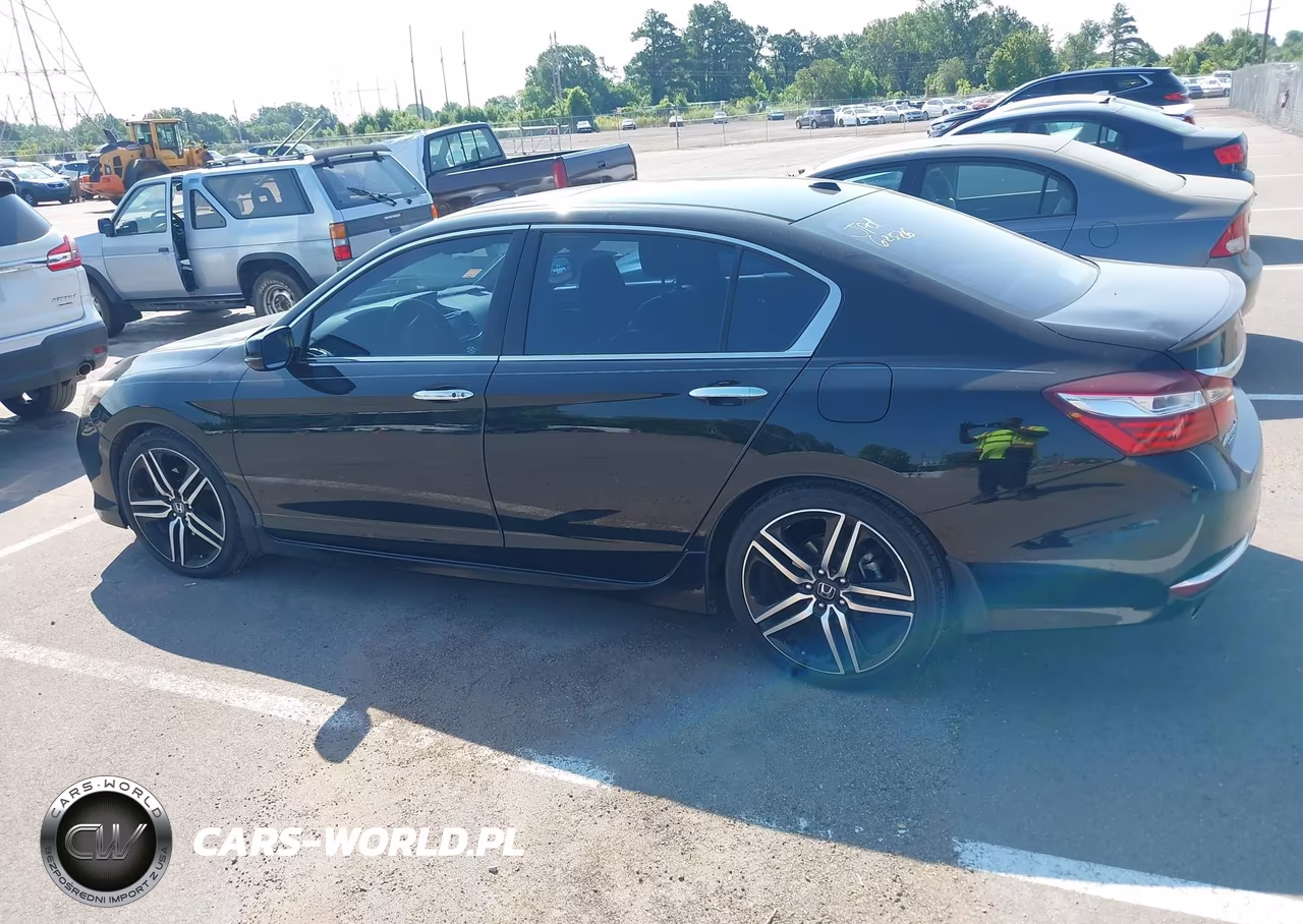 2016 Honda Accord Touring VIN:1HGCR3F97GA021136 - 14