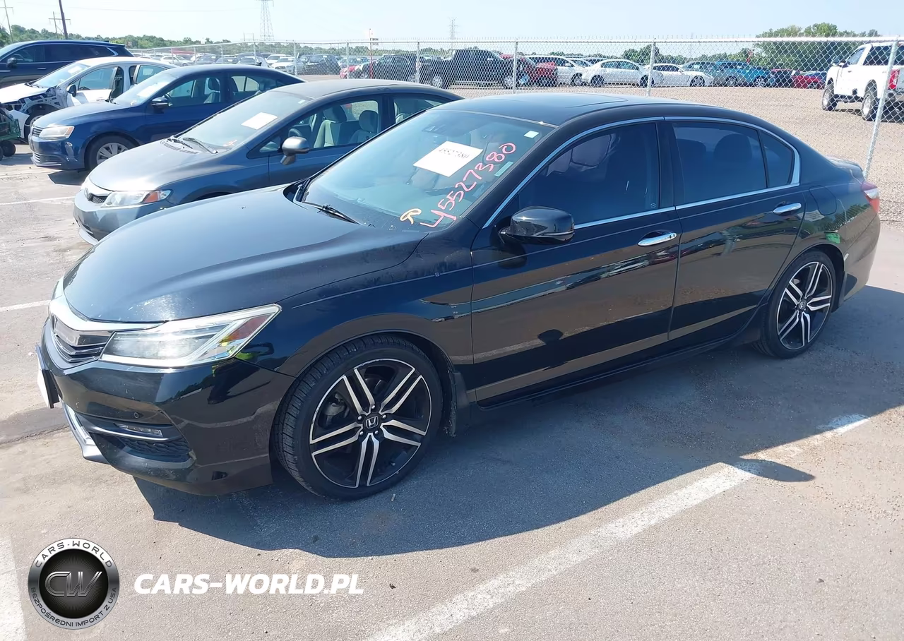 2016 Honda Accord Touring VIN:1HGCR3F97GA021136 - 2