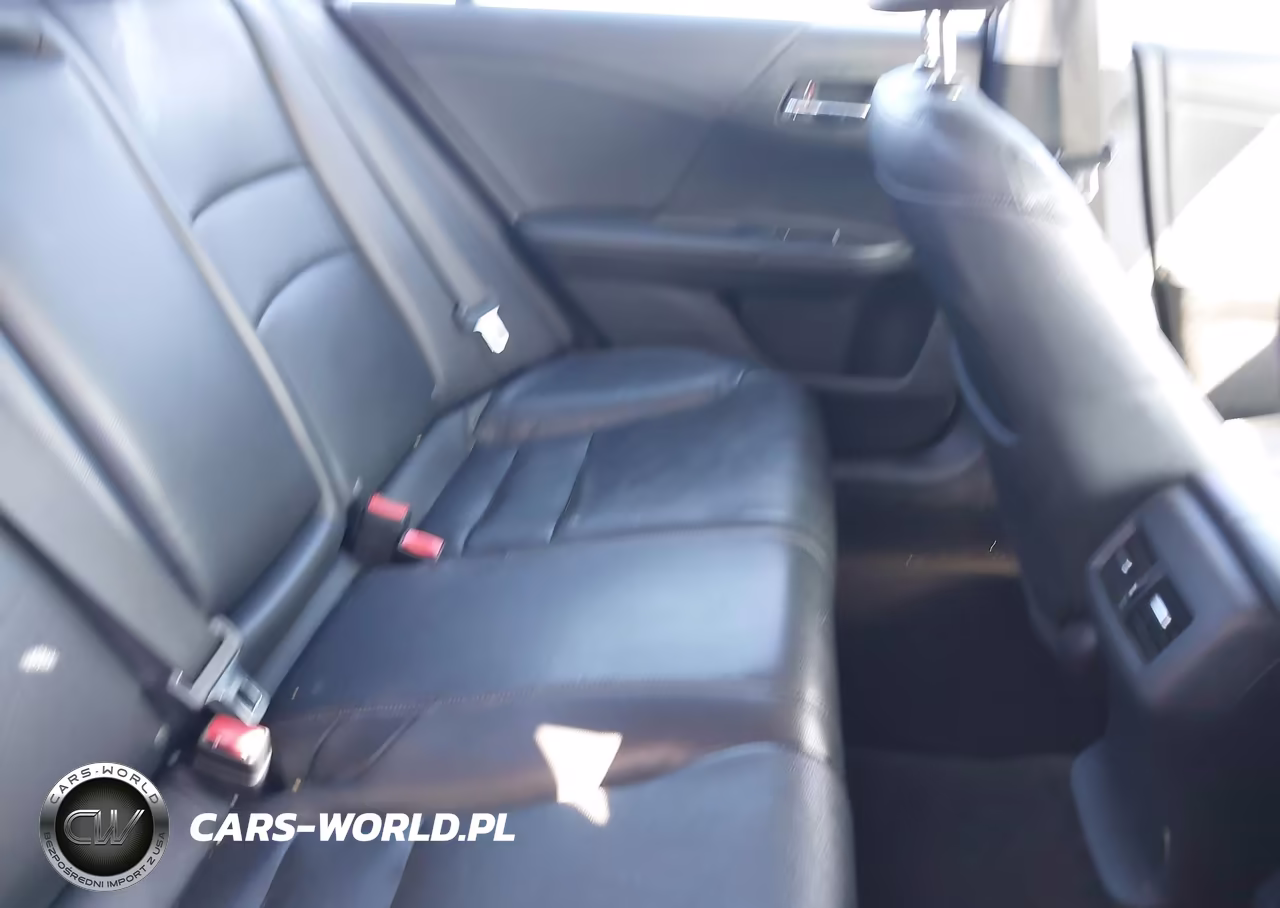 2016 Honda Accord Touring VIN:1HGCR3F97GA021136 - 8
