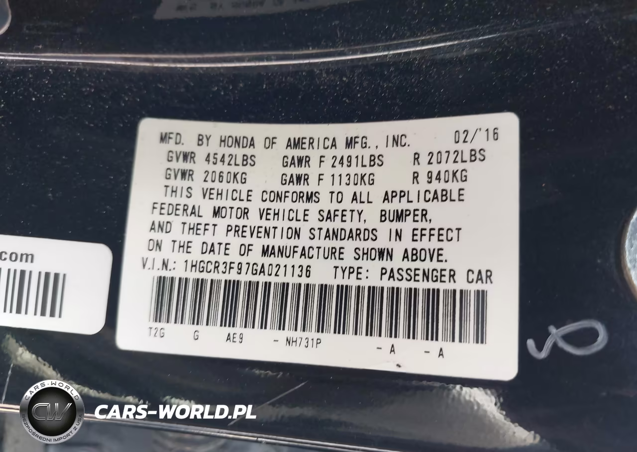 2016 Honda Accord Touring VIN:1HGCR3F97GA021136 - 9