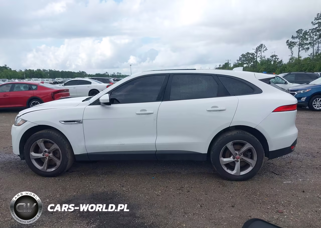 2017 Jaguar F-Pace 35T Premium VIN:SADCJ2BV5HA092120 - 14