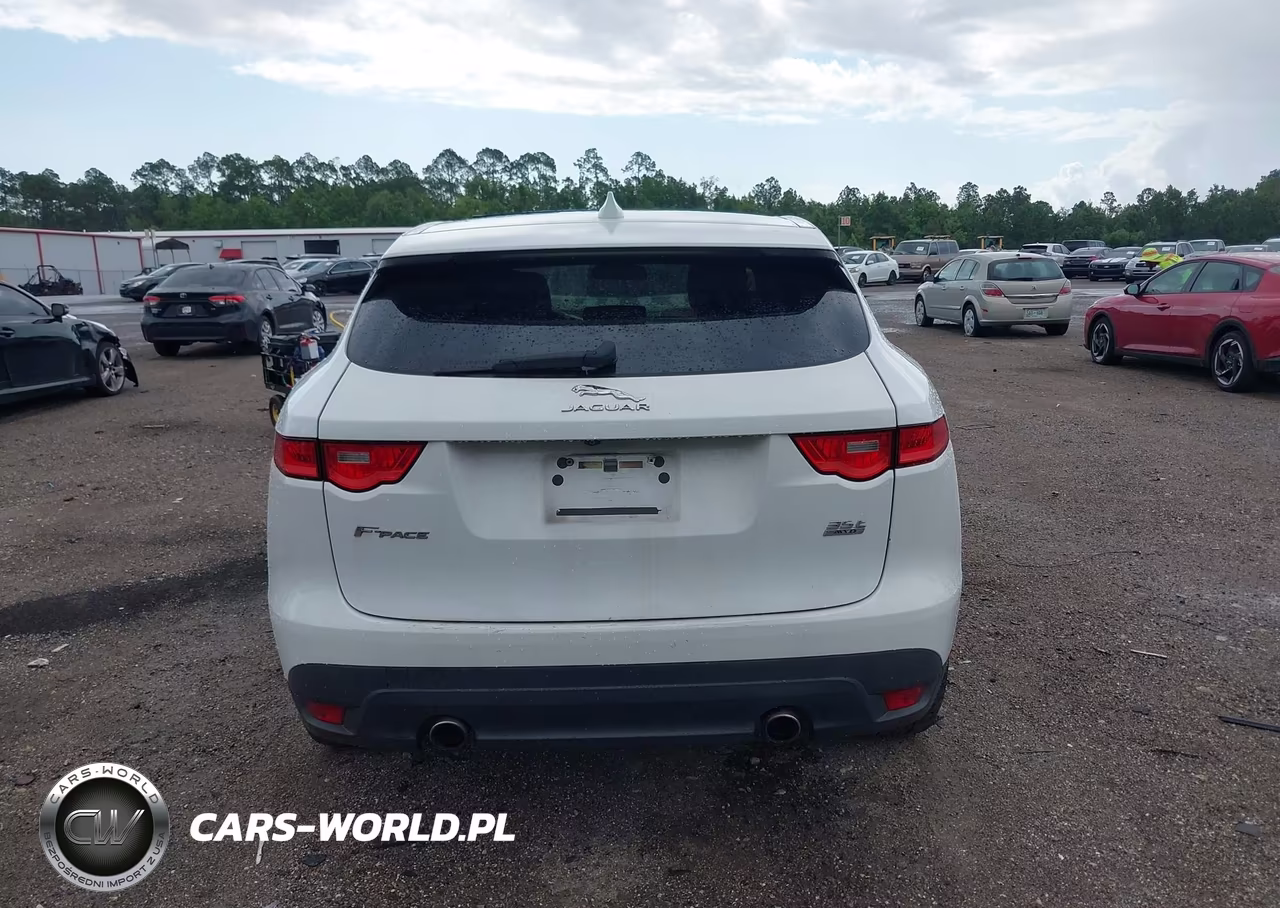 2017 Jaguar F-Pace 35T Premium VIN:SADCJ2BV5HA092120 - 16