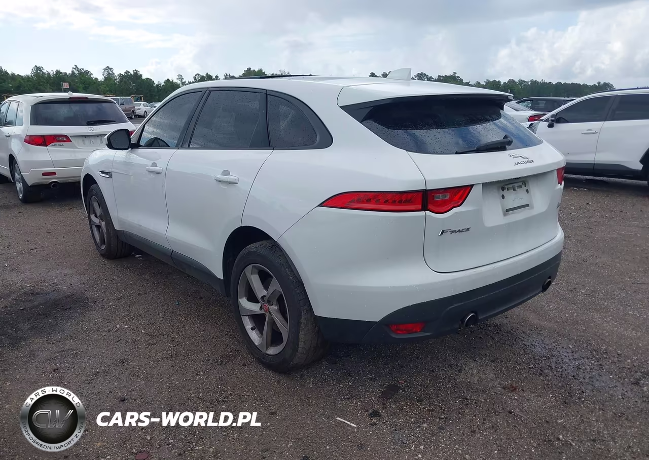 2017 Jaguar F-Pace 35T Premium VIN:SADCJ2BV5HA092120 - 3