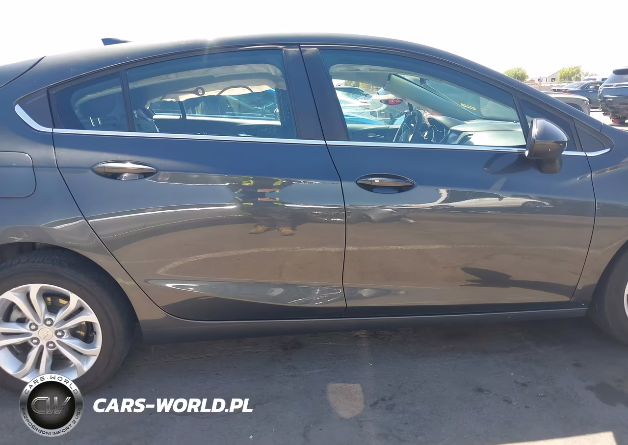2019 Chevrolet Cruze Lt VIN:3G1BE6SM7KS557618 - 13