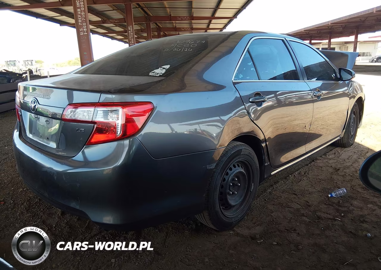 2014 Toyota Camry Le VIN:4T1BF1FK5EU309674 - 4