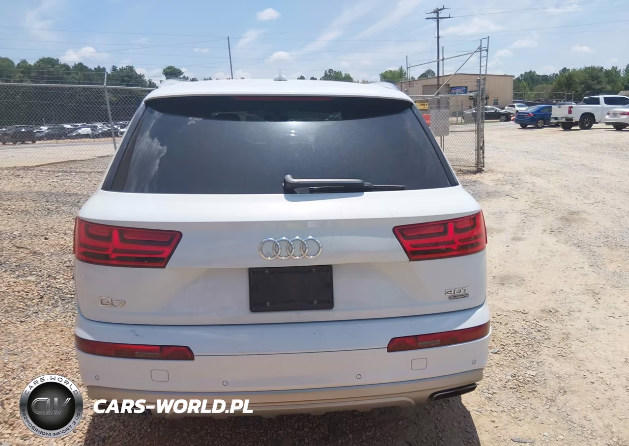 2017 Audi Q7 3.0T Premium VIN:WA1LAAF77HD030339 - 16