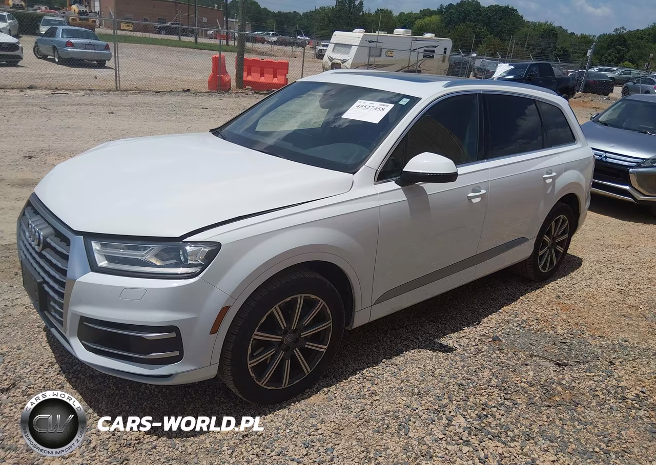 2017 Audi Q7 3.0T Premium VIN:WA1LAAF77HD030339 - 2