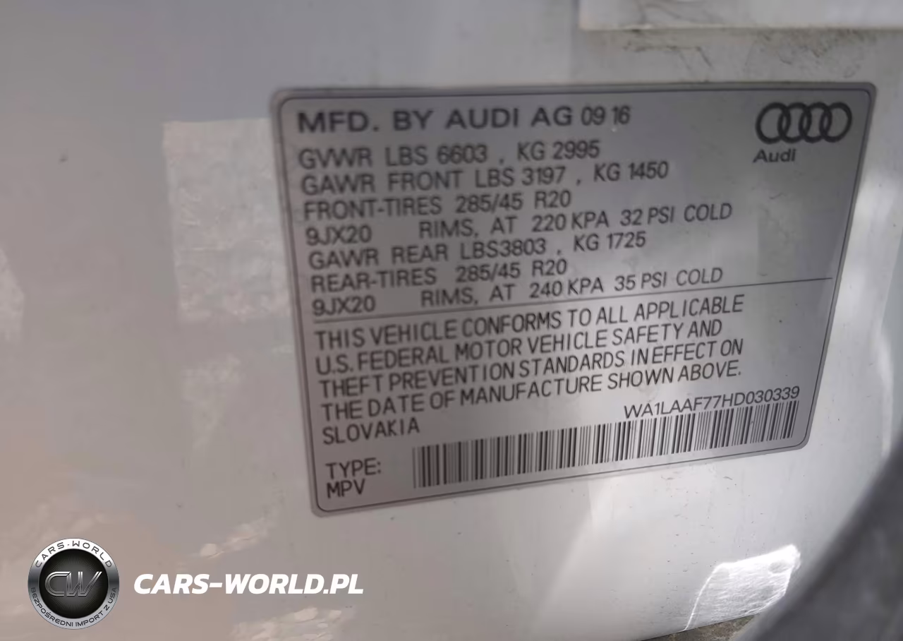 2017 Audi Q7 3.0T Premium VIN:WA1LAAF77HD030339 - 9