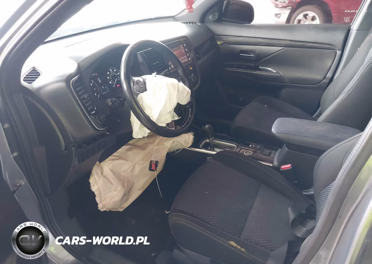 2018 Mitsubishi Outlander Le VIN:JA4AZ3A34JZ022109 - 5