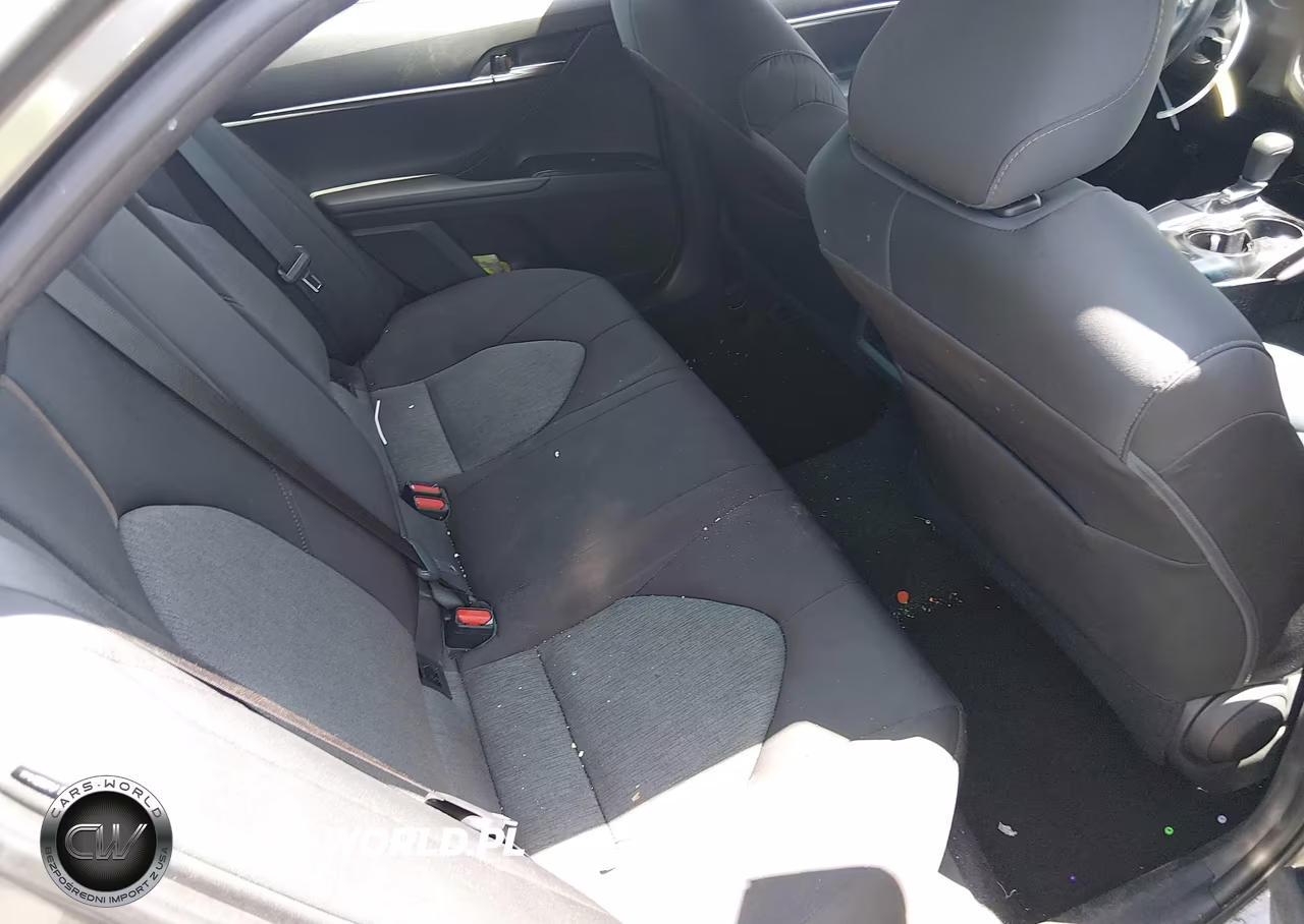 2019 Toyota Camry Le VIN:4T1B11HKXKU259510 - 8