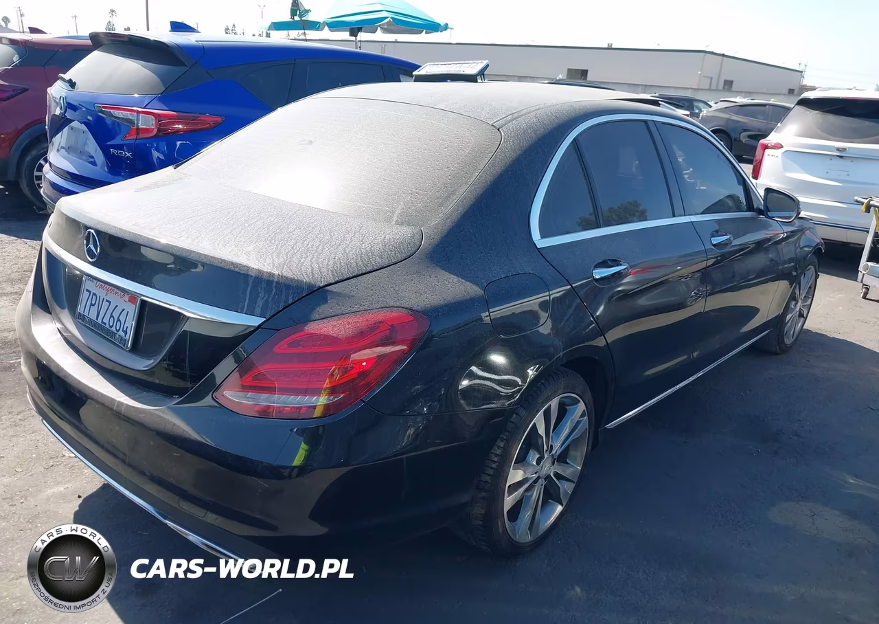 2016 Mercedes-Benz C 300 Luxury VIN:55SWF4JBXGU128630 - 4