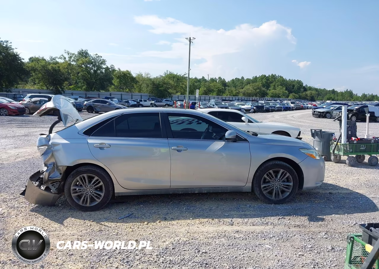 2017 Toyota Camry Se VIN:4T1BF1FK6HU338329 - 13