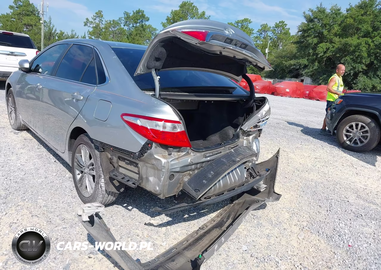 2017 Toyota Camry Se VIN:4T1BF1FK6HU338329 - 18