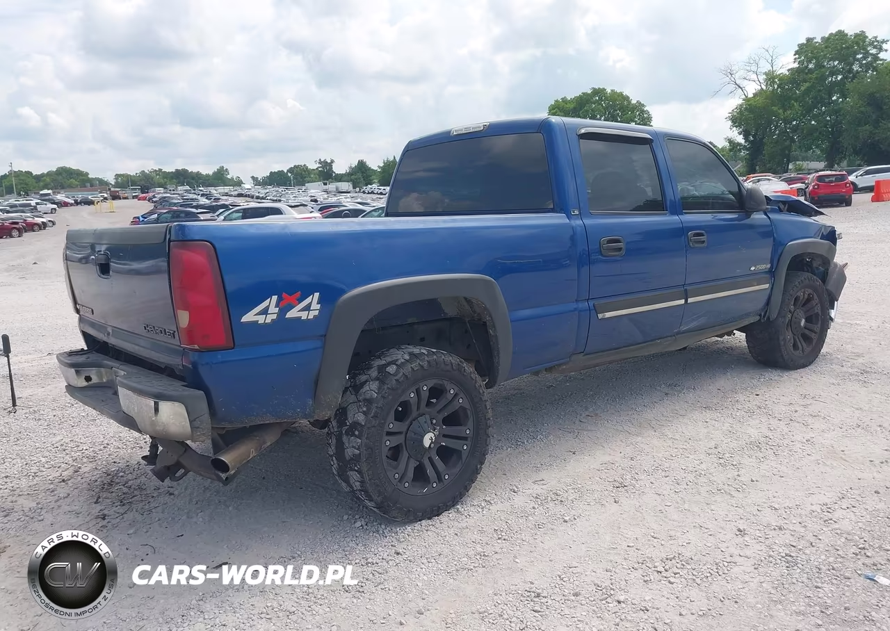 2003 Chevrolet Silverado 2500Hd Ls VIN:1GCHK23U03F150781 - 4