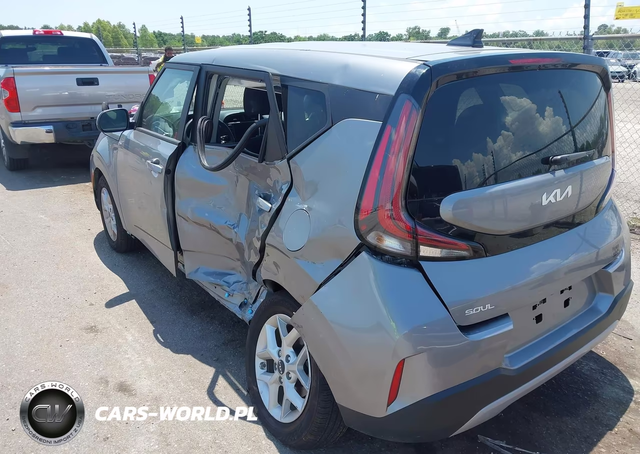 2025 Kia Soul Lx VIN:KNDJ23AU0S7949768 - 3