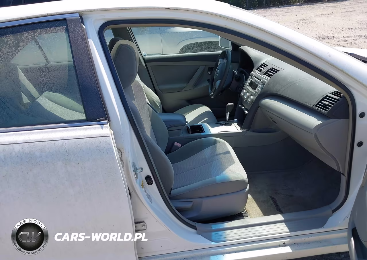 2010 Toyota Camry Le VIN:4T1BF3EK9AU510565 - 5