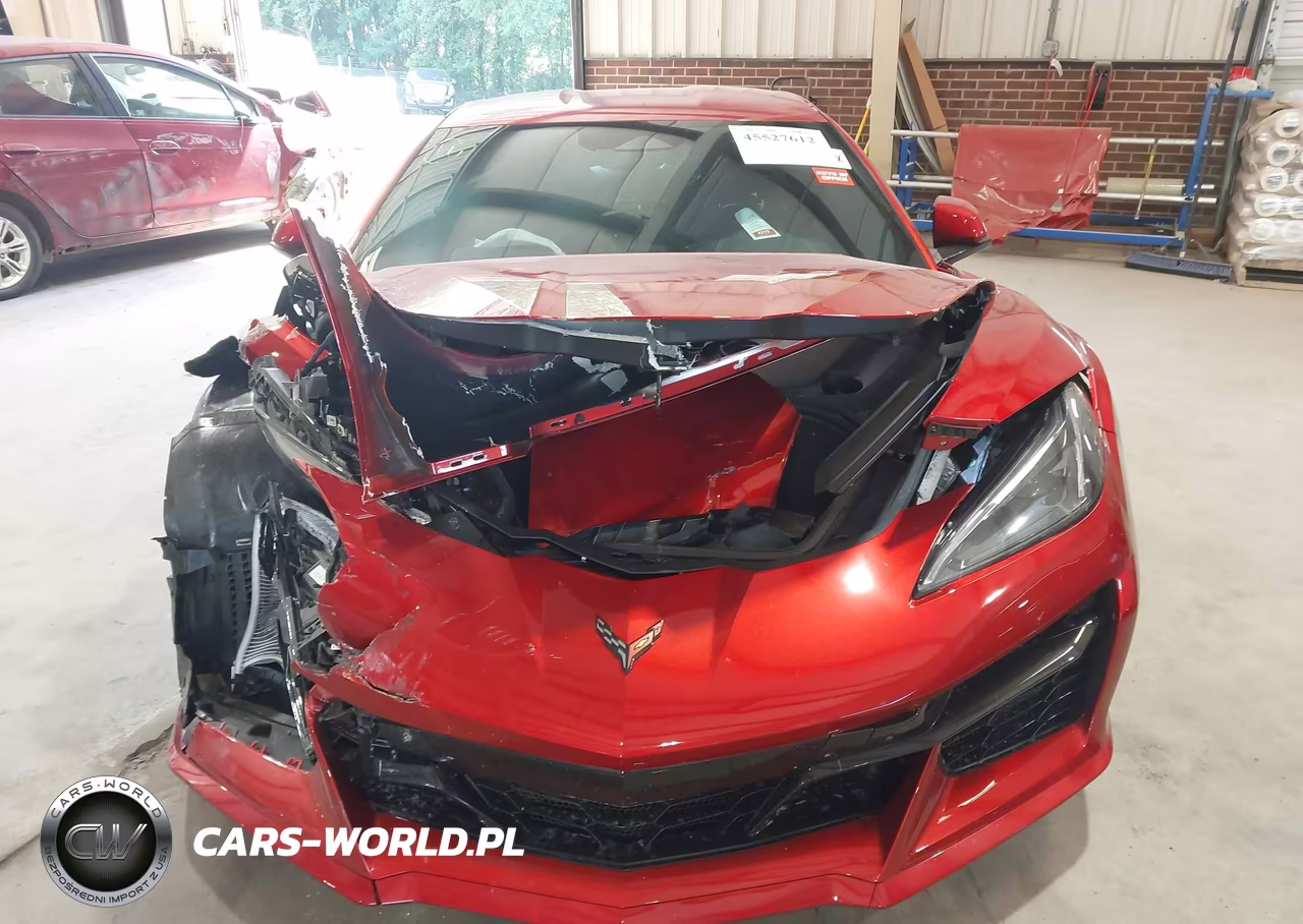 2025 Chevrolet Corvette E-Ray 3Lz VIN:1G1YM2D45S5501223 - 13