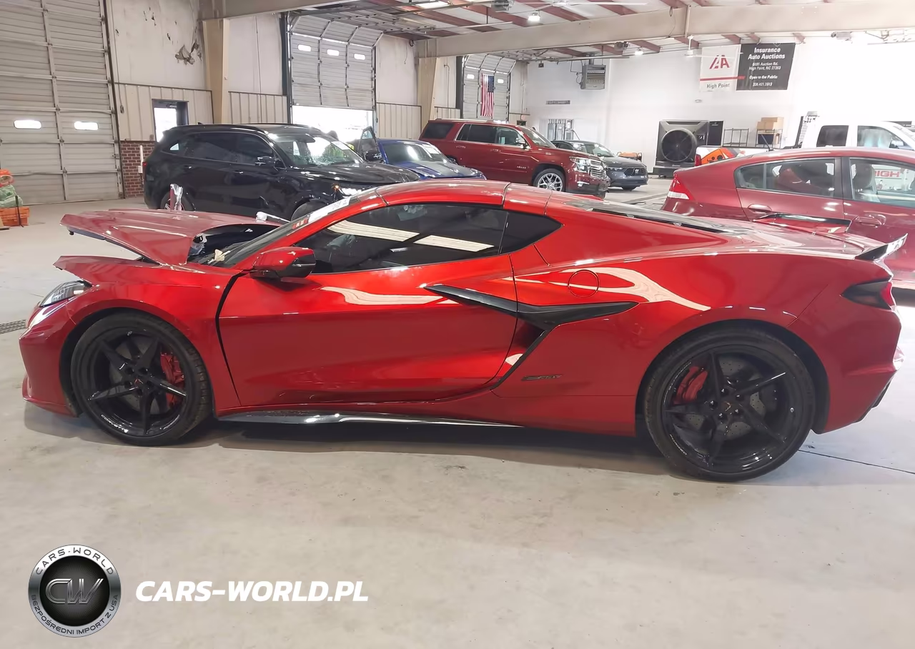 2025 Chevrolet Corvette E-Ray 3Lz VIN:1G1YM2D45S5501223 - 15