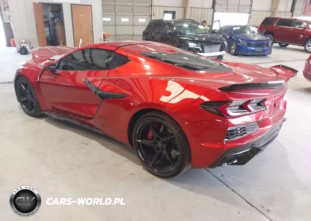 2025 Chevrolet Corvette E-Ray 3Lz VIN:1G1YM2D45S5501223 - 3