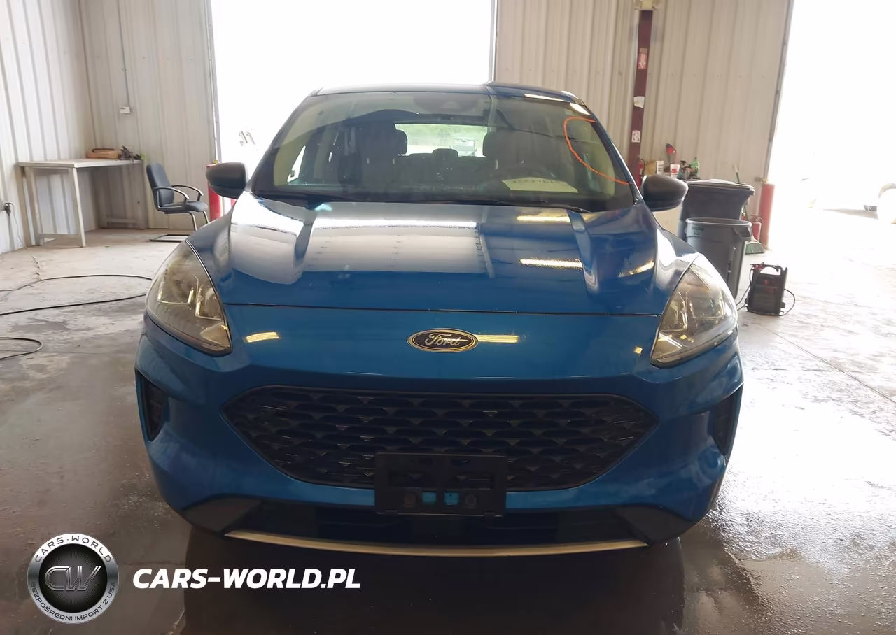 2021 Ford Escape S VIN:1FMCU9F62MUA73222 - 17