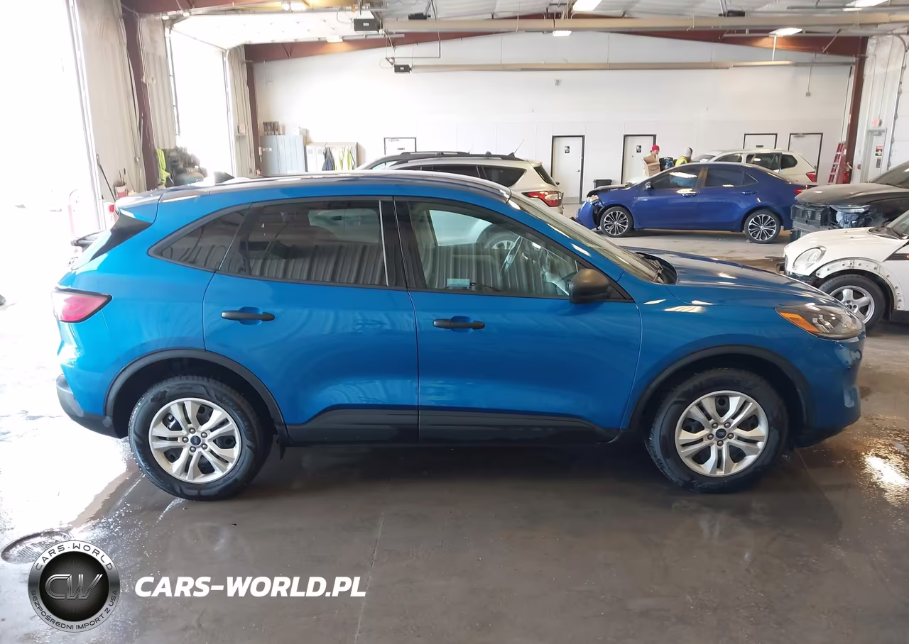 2021 Ford Escape S VIN:1FMCU9F62MUA73222 - 18