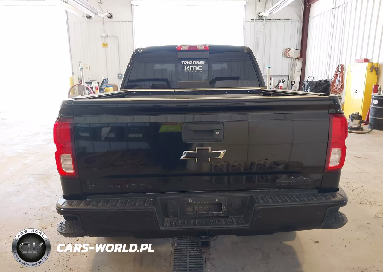 2018 Chevrolet Silverado 1500 High Country VIN:3GCUKTEJ2JG117591 - 16