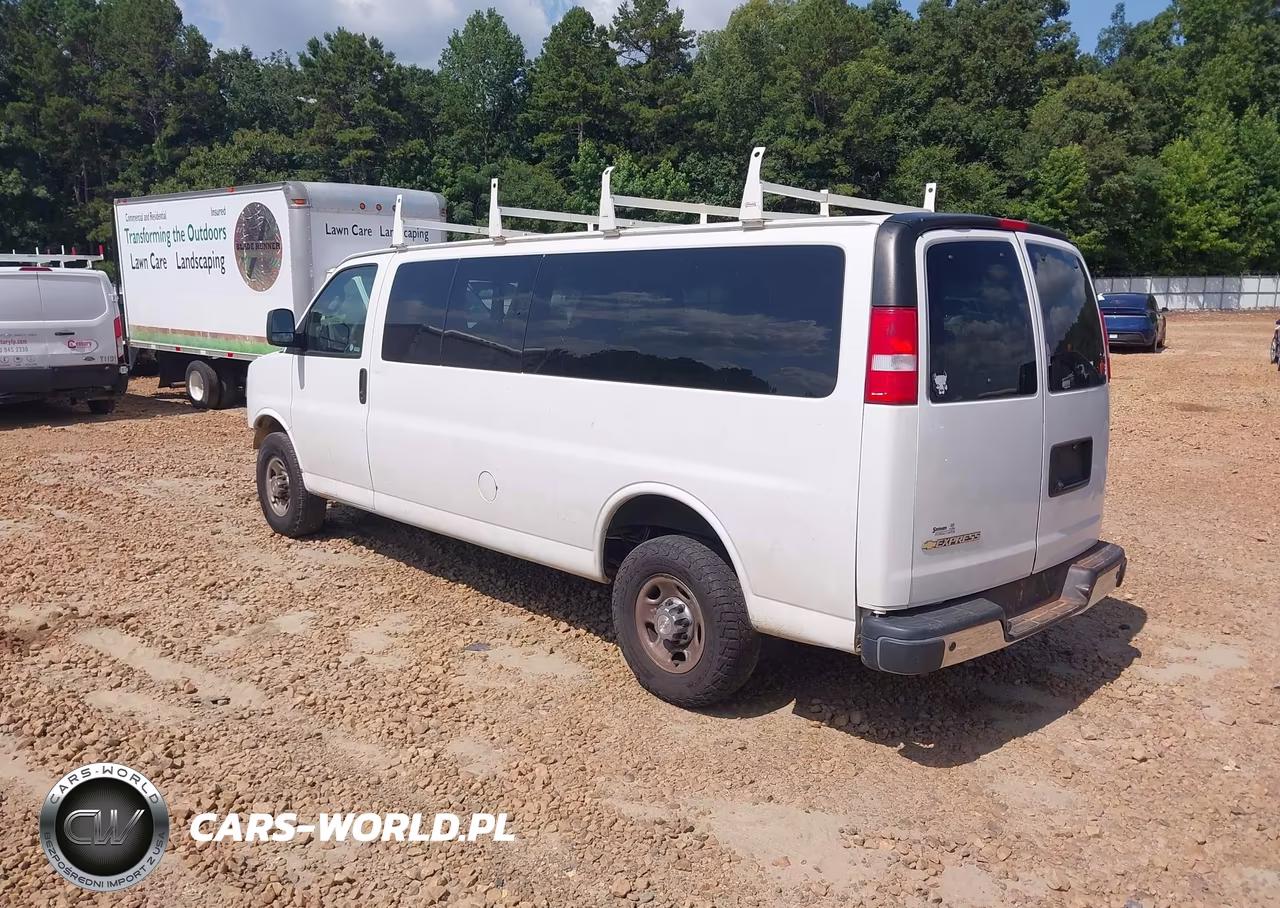 2021 Chevrolet Express Passenger Rwd 3500 Extended Wheelbase Lt VIN:1GAZGPFP5M1215883 - 3