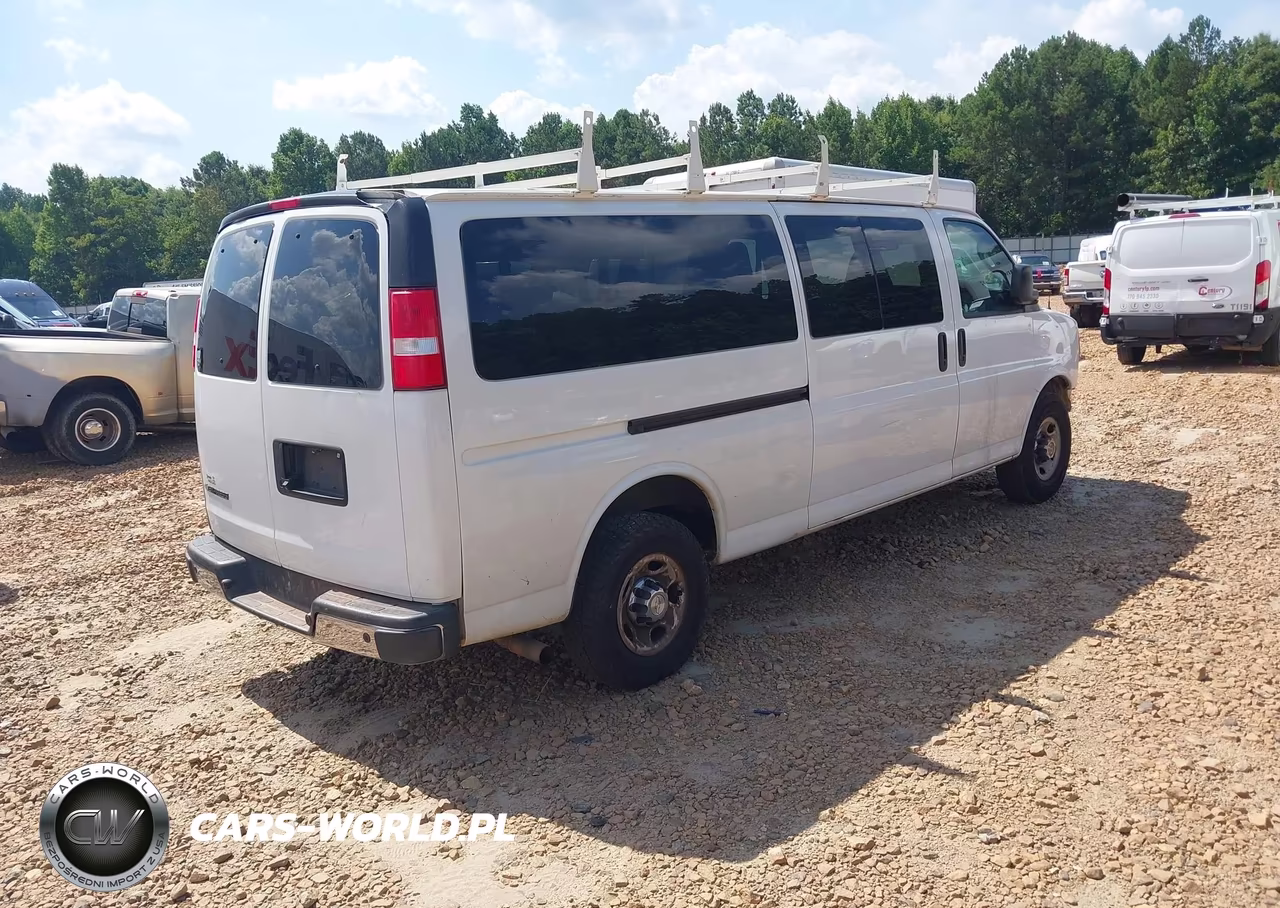2021 Chevrolet Express Passenger Rwd 3500 Extended Wheelbase Lt VIN:1GAZGPFP5M1215883 - 4