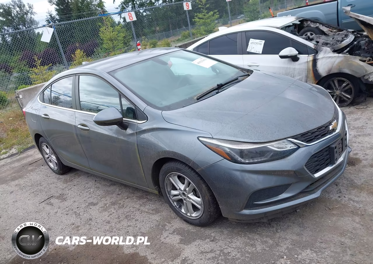 2018 Chevrolet Cruze Lt Auto – zdjęcie 1 z 16