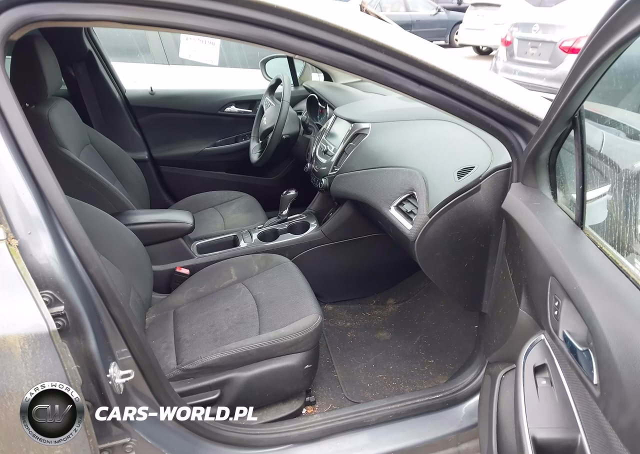 2018 Chevrolet Cruze Lt Auto VIN:1G1BE5SM5J7116724 - 5