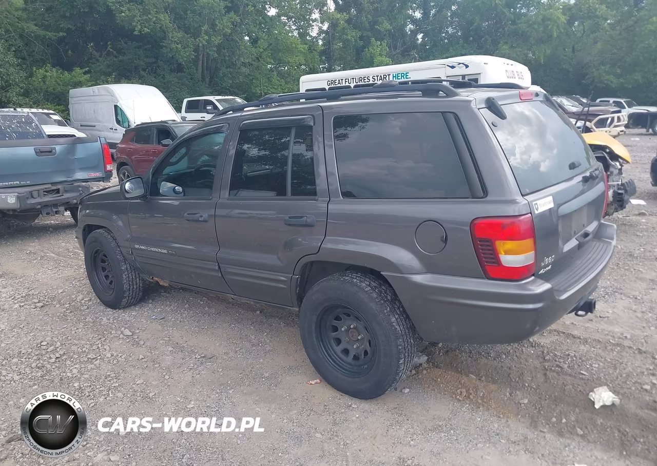 2004 Jeep Grand Cherokee Laredo VIN:1J4GW48SX4C226779 - 3