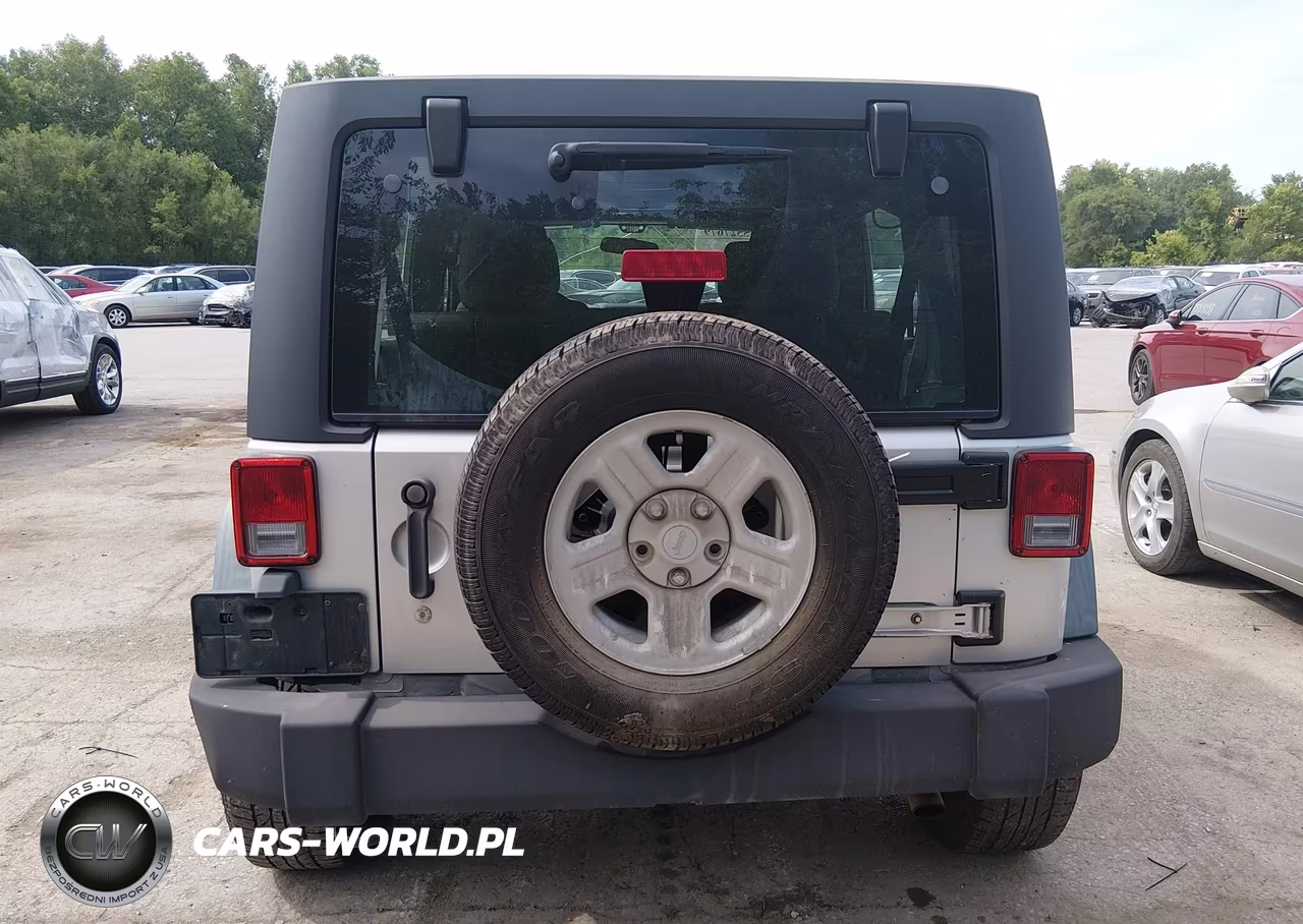 2011 Jeep Wrangler Unlimited Sport VIN:1J4BA3H16BL547967 - 16