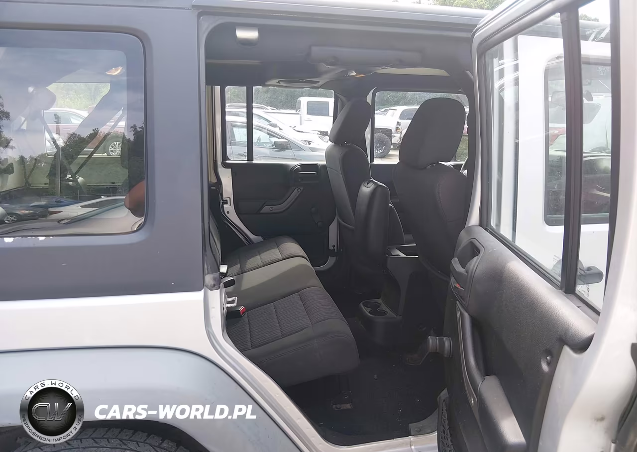 2011 Jeep Wrangler Unlimited Sport VIN:1J4BA3H16BL547967 - 8