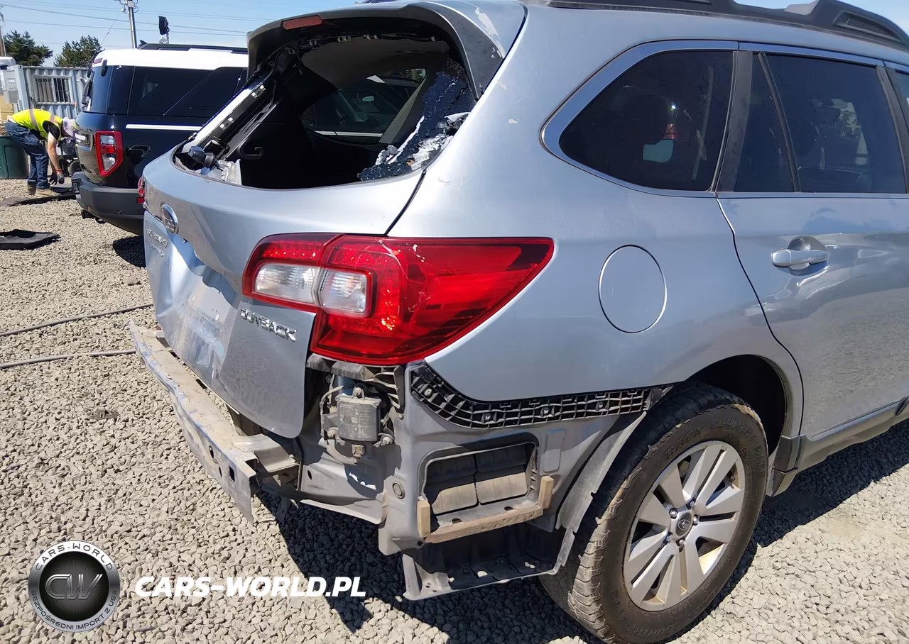 2019 Subaru Outback 2.5I Premium VIN:4S4BSAFC6K3345329 - 19