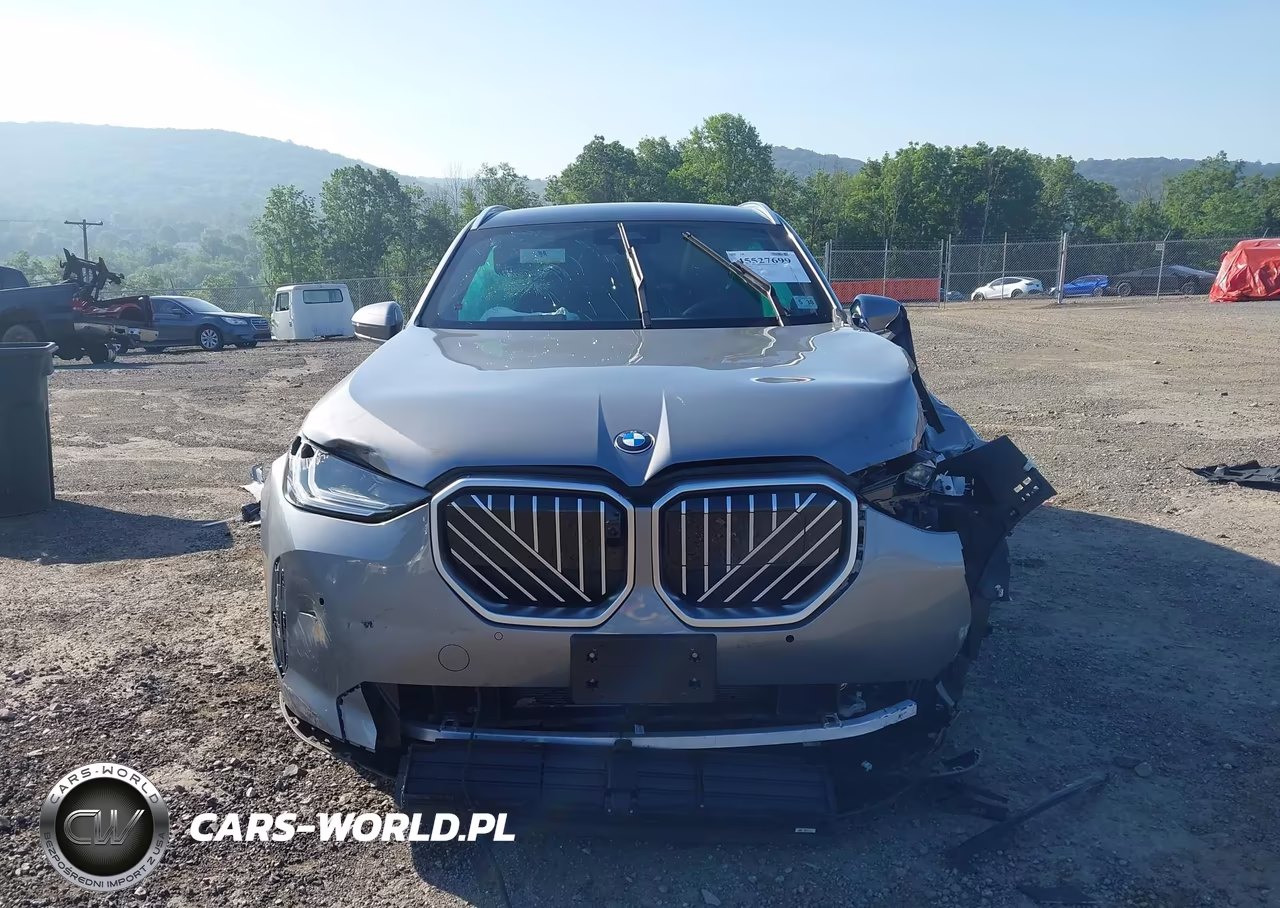 2025 BMW X3 30 xDrive VIN:5UX53GP09S9088247 - 12