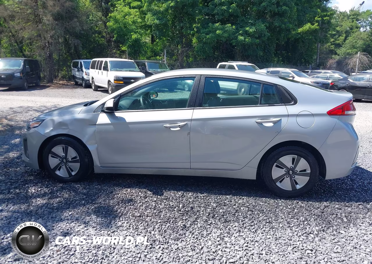 2021 Hyundai Ioniq Hybrid Blue VIN:KMHC65LC4MU245747 - 14