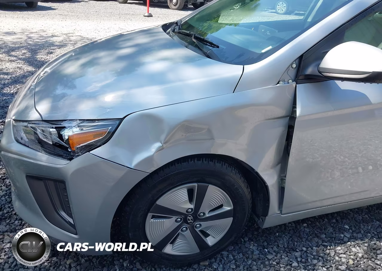2021 Hyundai Ioniq Hybrid Blue VIN:KMHC65LC4MU245747 - 6