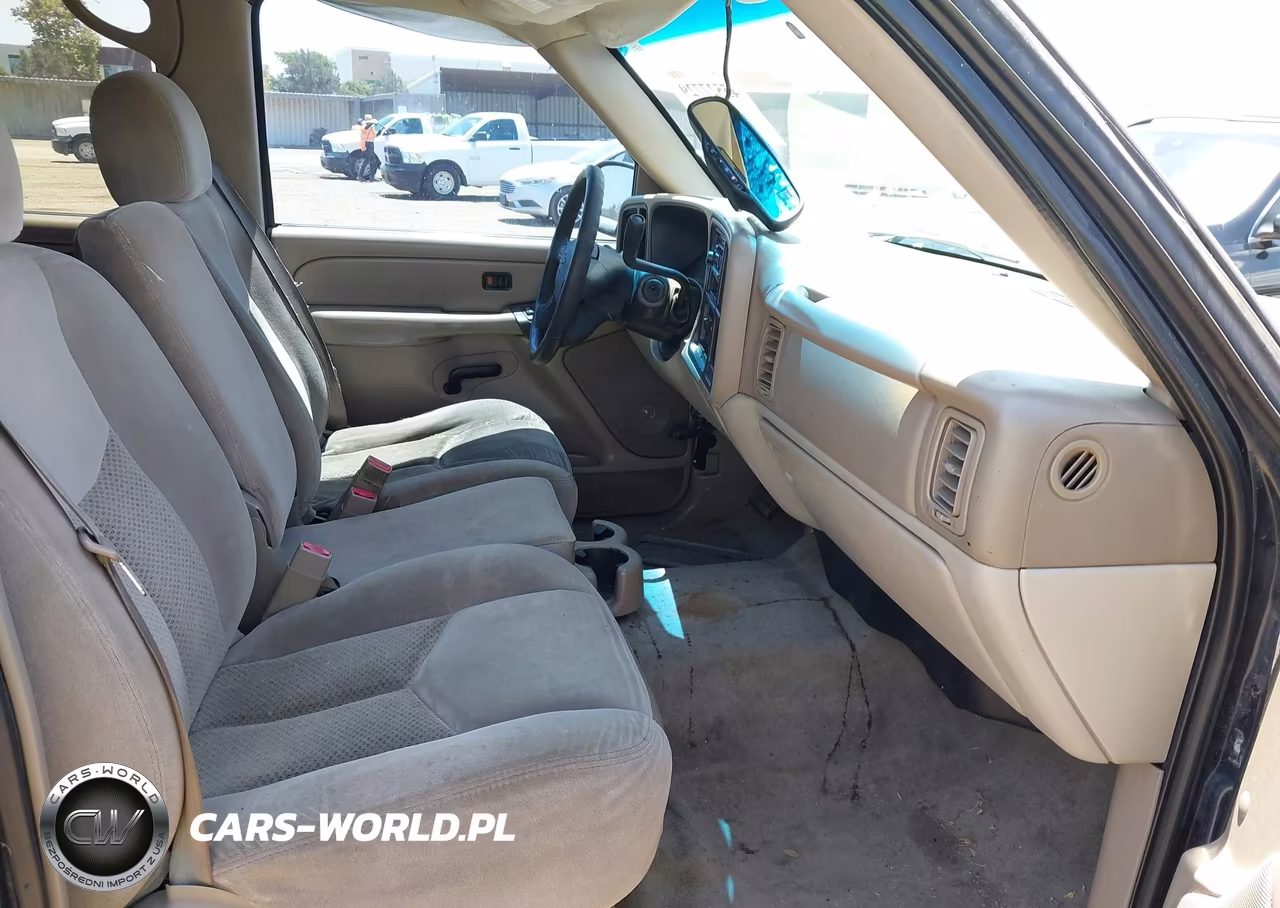 2005 Chevrolet Tahoe Ls VIN:1GNEC13V65R112306 - 5