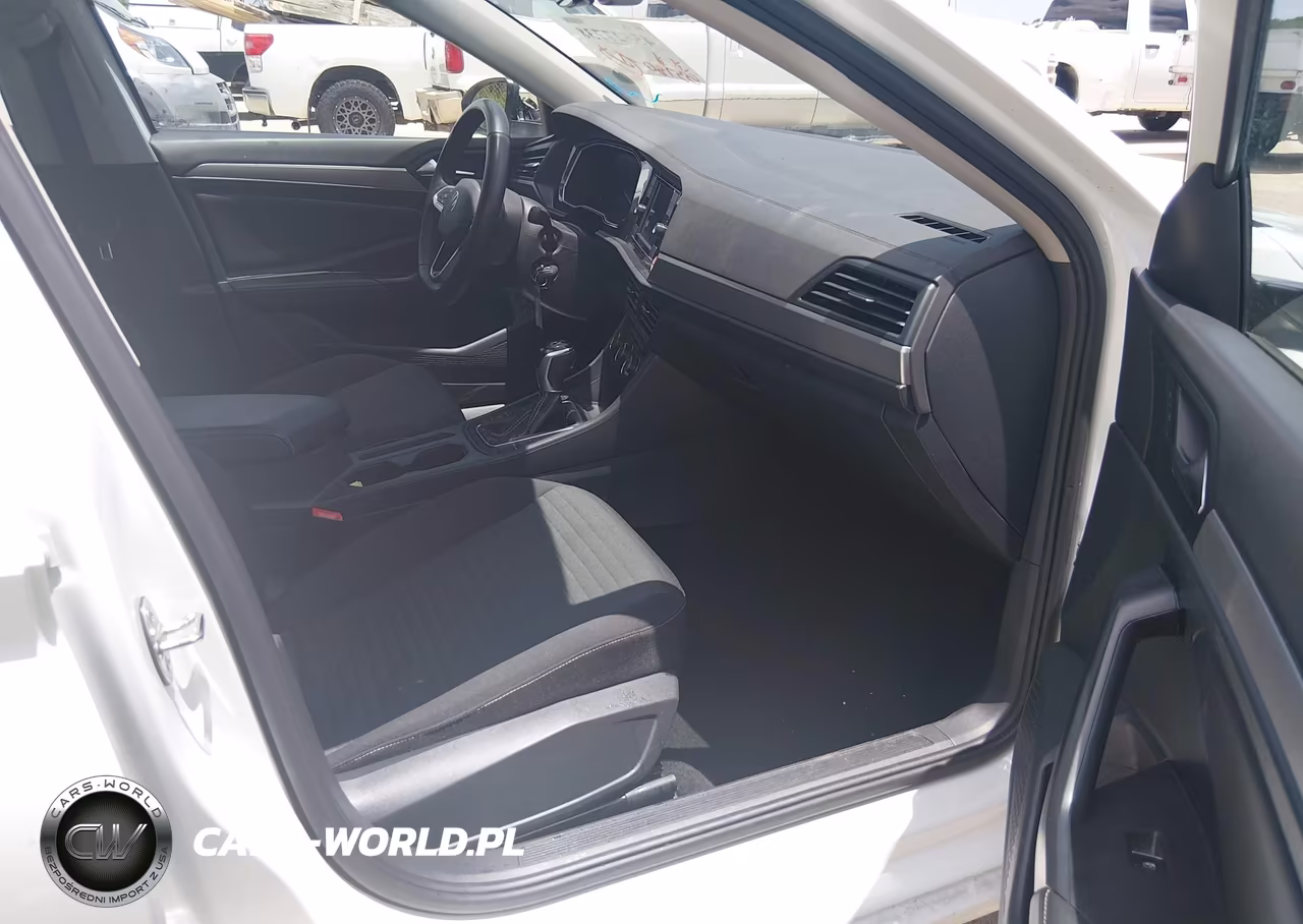 2024 Volkswagen Jetta 1.5T S VIN:3VW5M7BU9RM057582 - 5