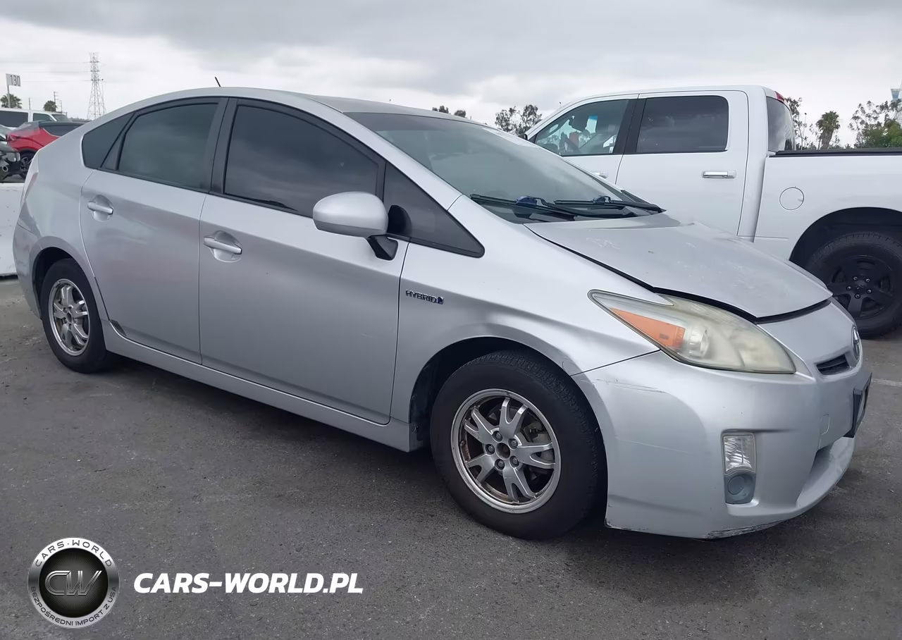 2011 Toyota Prius Two – zdjęcie 1 z 16